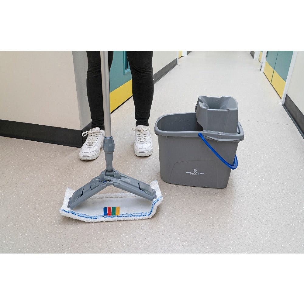 Easy Wash Flat Mop Kit 15L – Compact Microfibre Mop & Bucket System